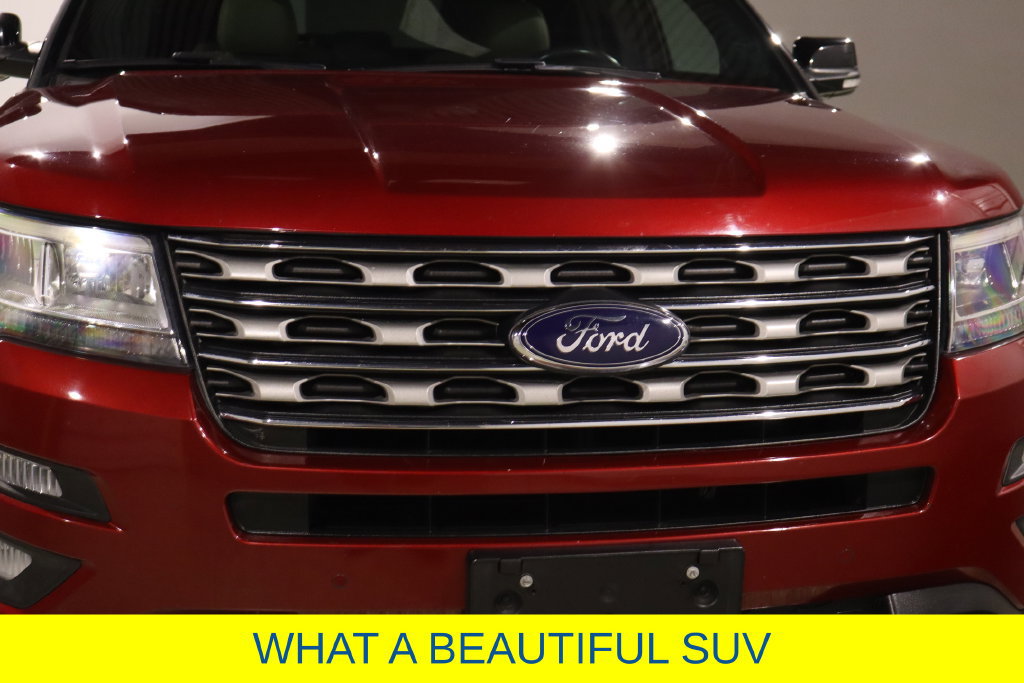 Used 2017 Ford Explorer XLT w/ Equipment Group 202A FWD image 15