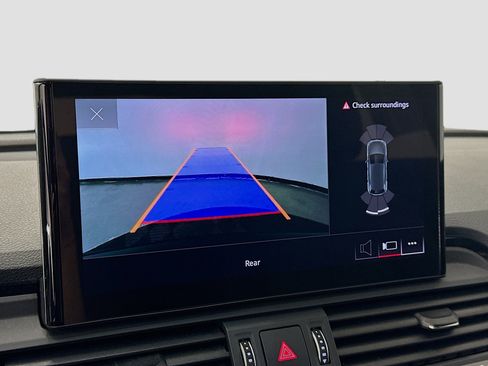 Used 2023 Audi Q5 2.0T Premium w/ Convenience Package image 23