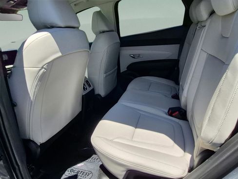 New 2026 Hyundai Tucson SEL FWD image 16