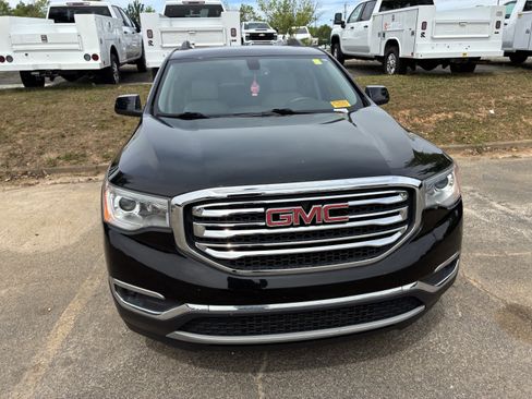 Used 2019 GMC Acadia SLT image 2