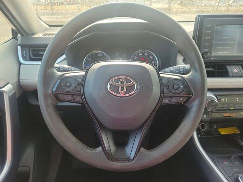 Used 2021 Toyota RAV4 XLE AWD/4WD image 20