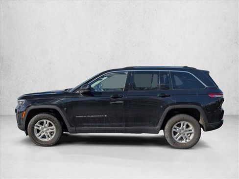 Used 2022 Jeep Grand Cherokee Laredo w/ Luxury Tech Group I image 7