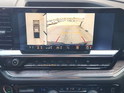 Used 2024 Chevrolet Silverado 1500 LTZ AWD/4WD image 6
