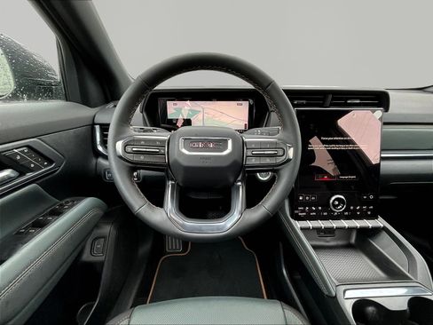 New 2026 GMC Terrain AT4 w/ Technology Package II AWD/4WD image 9