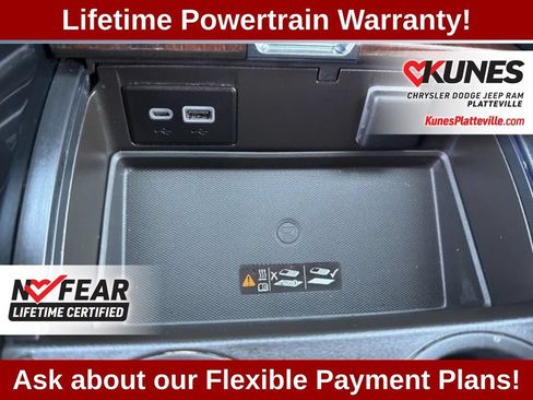 Used 2024 GMC Yukon XL Denali Ultimate AWD/4WD image 38
