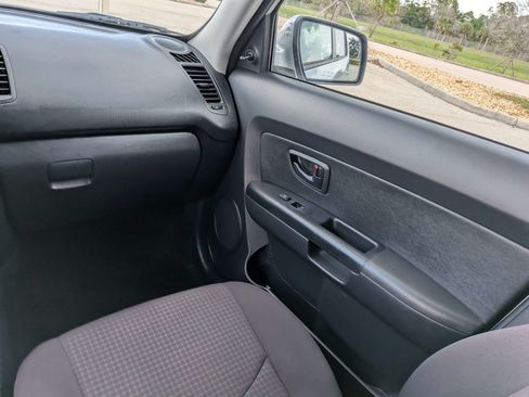 Used 2012 Kia Soul FWD image 20