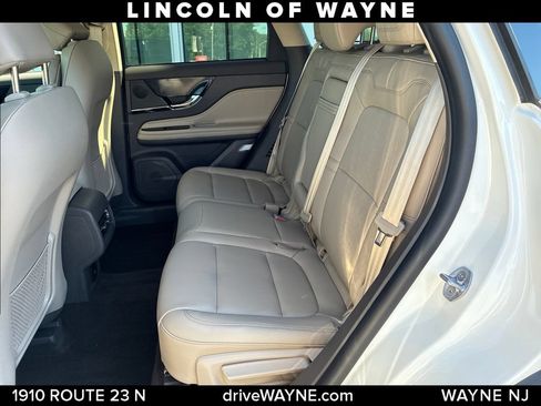 Certified 2023 Lincoln Corsair AWD image 22
