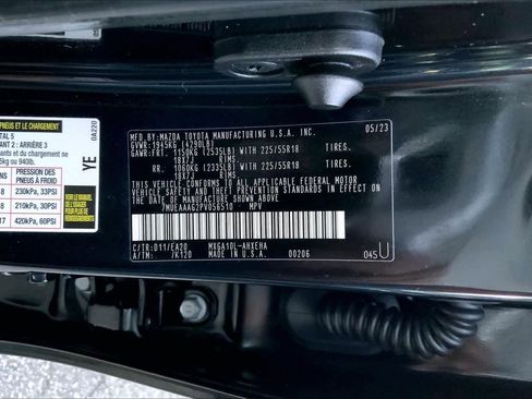 Used 2023 Toyota Corolla Cross XLE FWD image 31