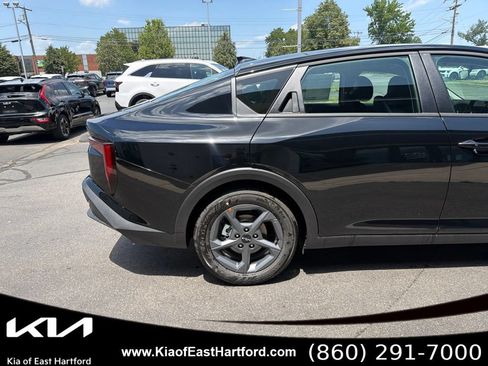 New 2026 Kia K4 FWD image 7