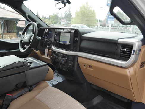 Certified 2024 Ford F350 XLT AWD/4WD image 25