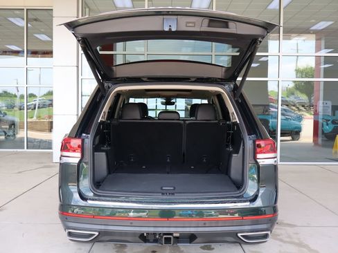 Used 2021 Volkswagen Atlas SEL FWD image 8