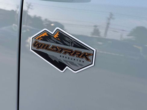 Certified 2023 Ford Bronco Wildtrak AWD/4WD image 8