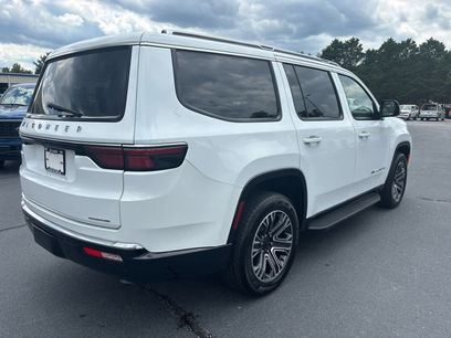 Used 2024 Jeep Wagoneer Series II w/ Flexible Seating Group