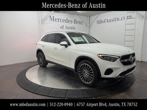 Used 2026 Mercedes-Benz GLC 300 image 1