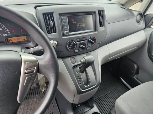 Used 2020 Nissan NV200 SV FWD image 30