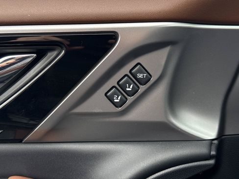 Used 2021 Subaru Outback Touring XT AWD/4WD image 18