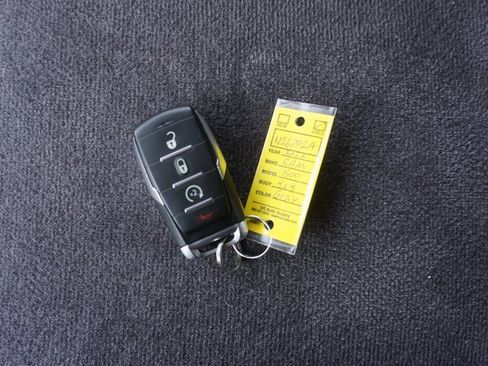 Used 2022 RAM 1500 Laramie image 33