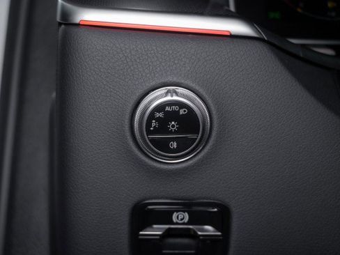 New 2026 Mercedes-Benz GLC 63 AMG S image 20