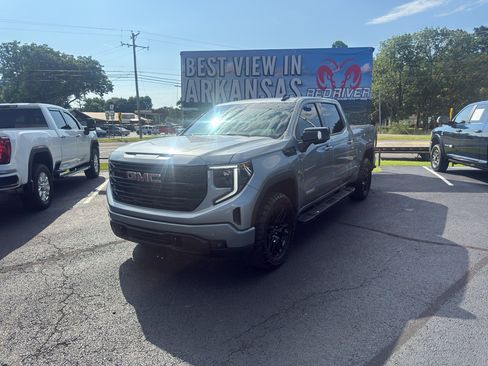 Used 2026 GMC Sierra 1500 Elevation w/ Elevation Premium Package AWD/4WD image 1