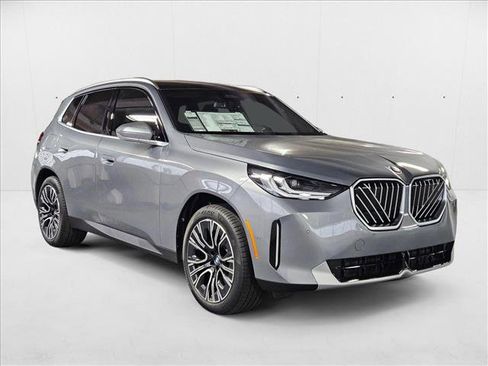 Used 2025 BMW X3 xDrive30i w/ Convenience Package image 6