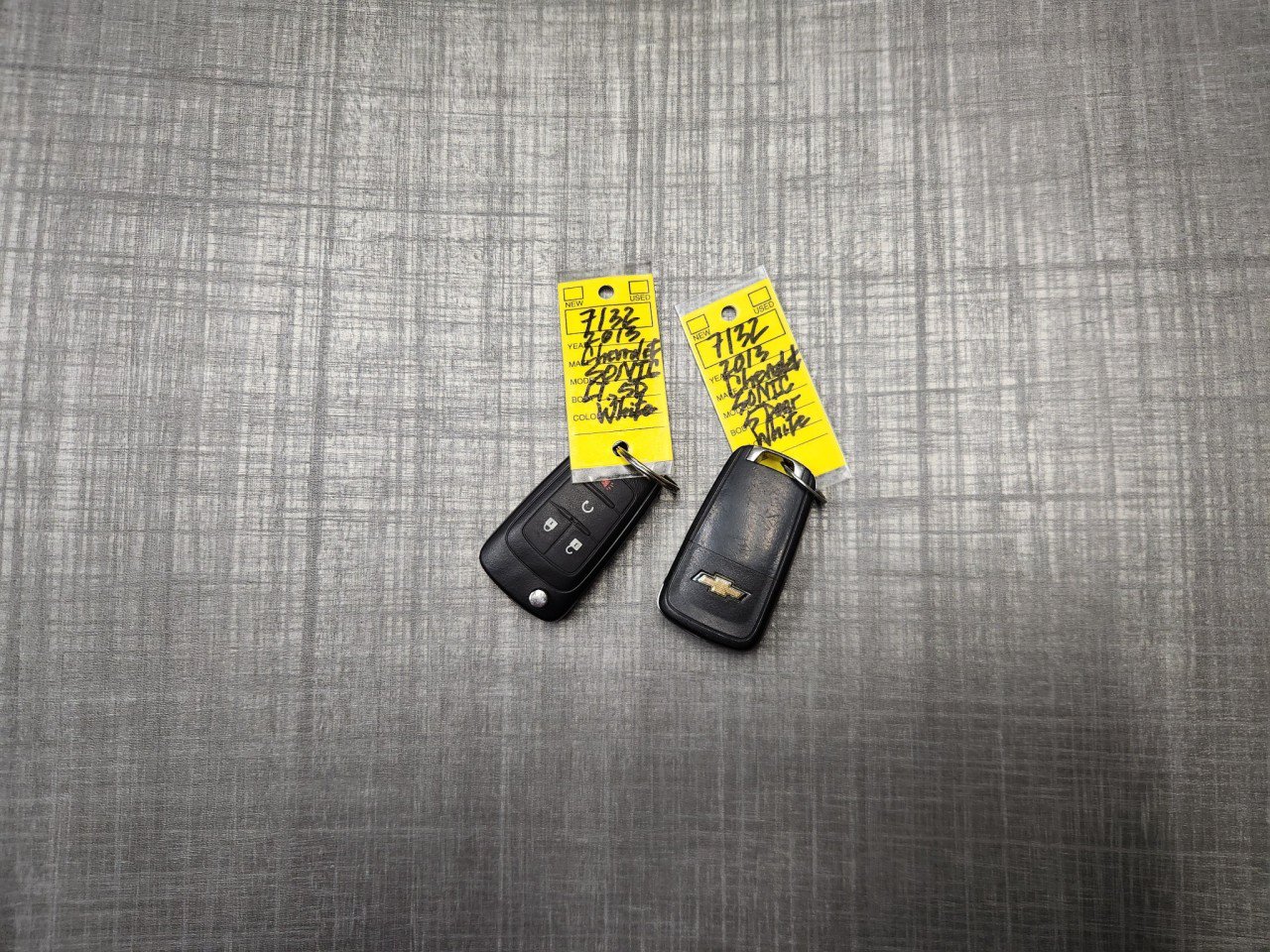 Used 2013 Chevrolet Sonic LT FWD image 2