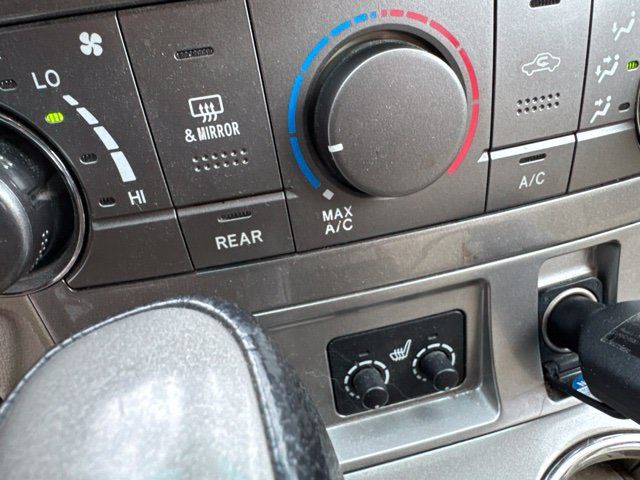 Used 2013 Toyota Highlander SE AWD/4WD image 15