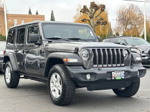 Used 2022 Jeep Wrangler Unlimited Sport image 7