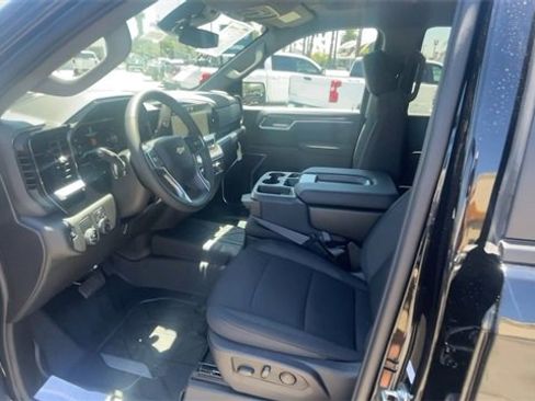 New 2025 Chevrolet Silverado 1500 LT w/ Convenience Package II image 11