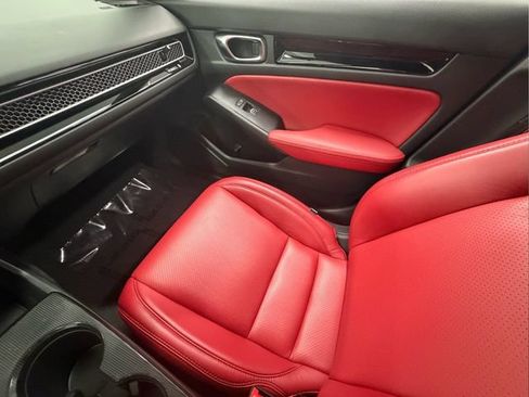 Certified 2025 Honda Civic Sport image 24
