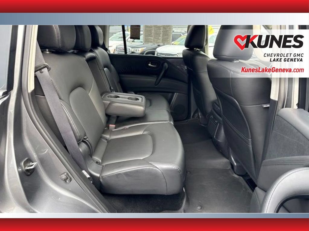 Used 2022 Nissan Armada SV w/ SV Appearance Package AWD/4WD image 17