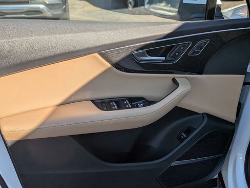 Used 2021 Audi Q7 3.0T Prestige w/ Prestige Package image 13