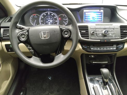 Used 2017 Honda Accord LX image 22