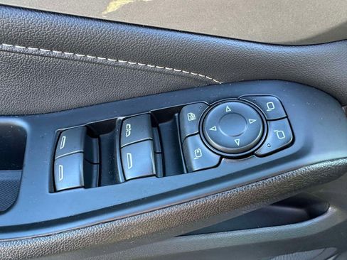 Certified 2023 Chevrolet Traverse LT w/ LT Premium Package image 27