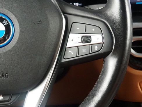 Used 2024 BMW i4 eDrive35 w/ Premium Package RWD image 23