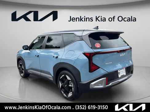 New 2027 Kia Seltos S FWD image 5