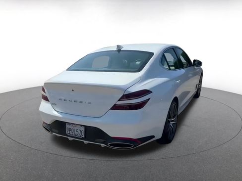 Used 2025 Genesis G70 2.5T image 7