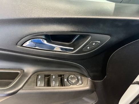 Used 2024 Chevrolet Equinox LT AWD/4WD image 29