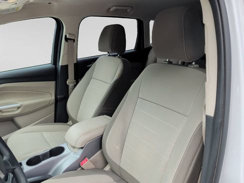 Used 2015 Ford Escape SE w/ Equipment Group 201A AWD/4WD image 17