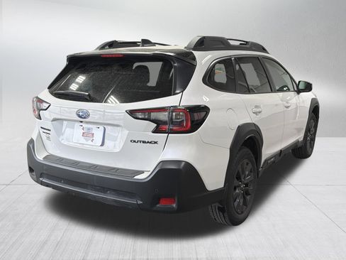 Certified 2025 Subaru Outback Onyx Edition w/ Popular Package #2 image 7
