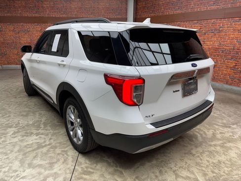 Certified 2023 Ford Explorer XLT w/ Equipment Group 202A AWD/4WD image 2