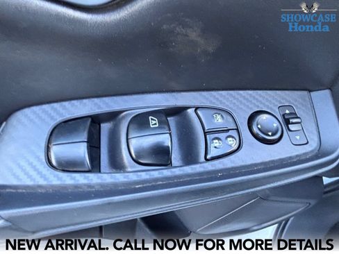 Used 2023 Nissan Sentra SV FWD image 9