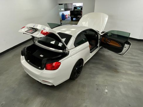 Used 2016 BMW M4 Convertible RWD image 54
