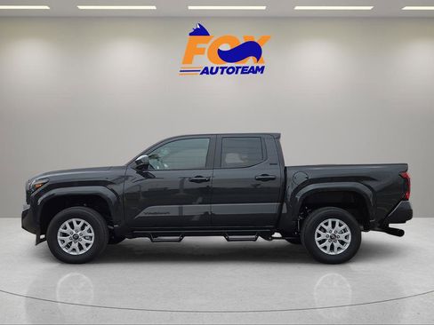 New 2026 Toyota Tacoma SR5 image 2