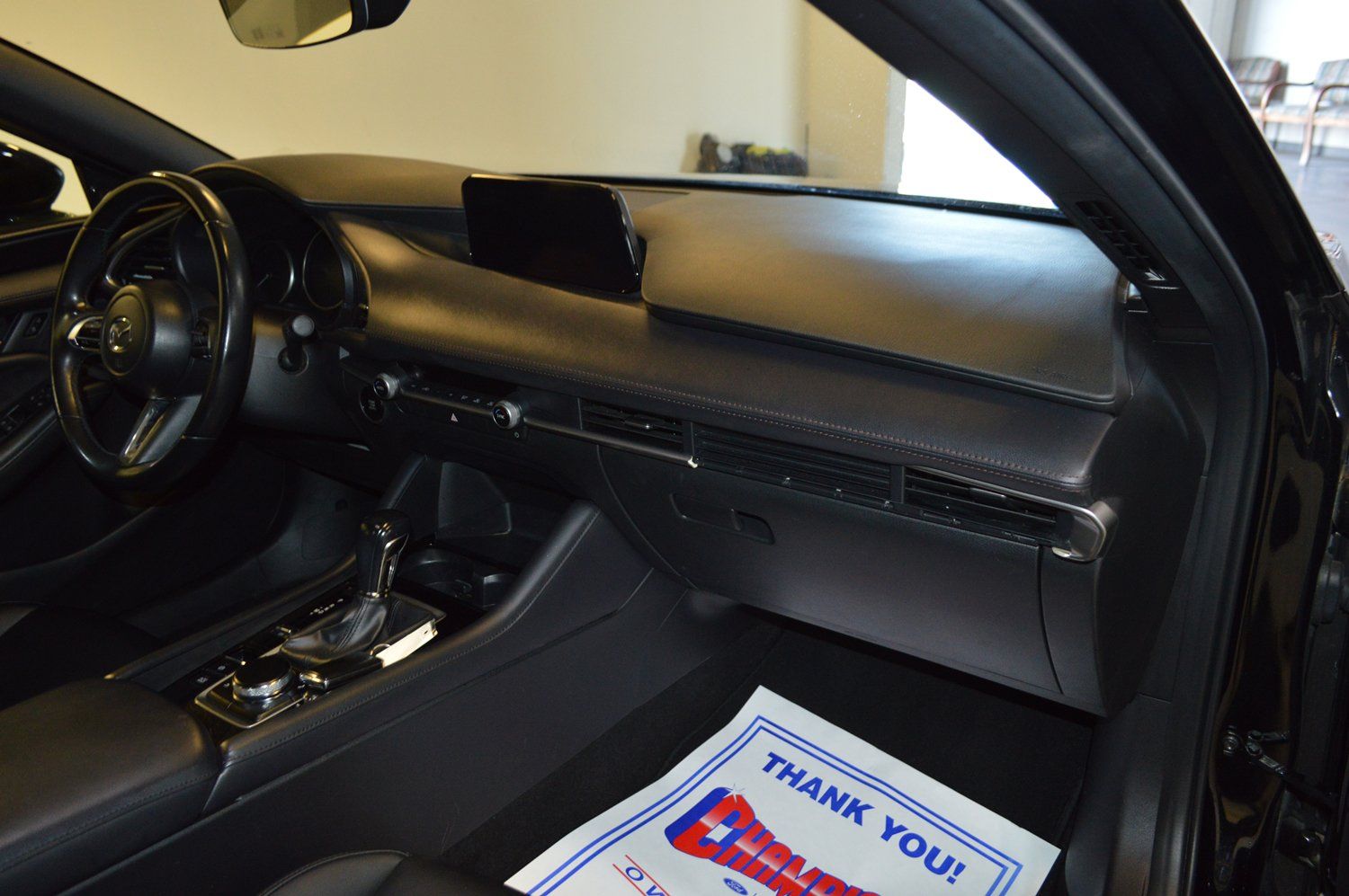 Used 2024 MAZDA MAZDA3 s FWD image 10