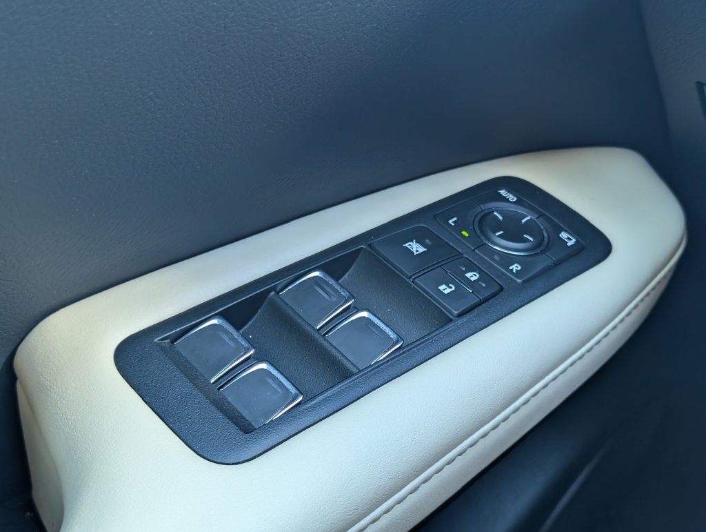 Used 2022 Lexus RX 350 FWD w/ Premium Package image 16