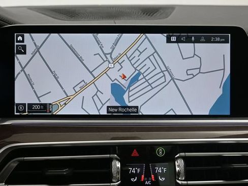 Used 2022 BMW X5 xDrive40i w/ M Sport Package AWD/4WD image 16