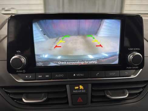 Used 2023 Nissan Altima 2.5 S image 12