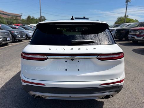 Used 2022 Lincoln Corsair AWD w/ Premium Package image 5