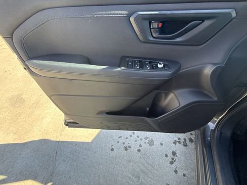 Used 2026 Subaru Forester Premium image 13