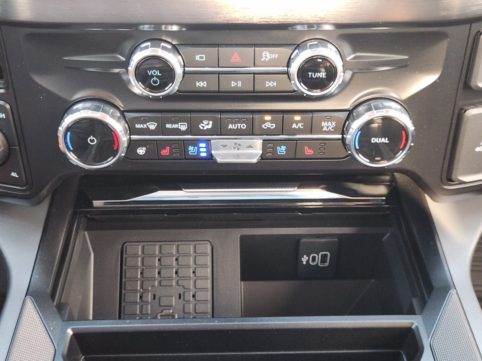 New 2027 Ford F350 Lariat AWD/4WD image 19